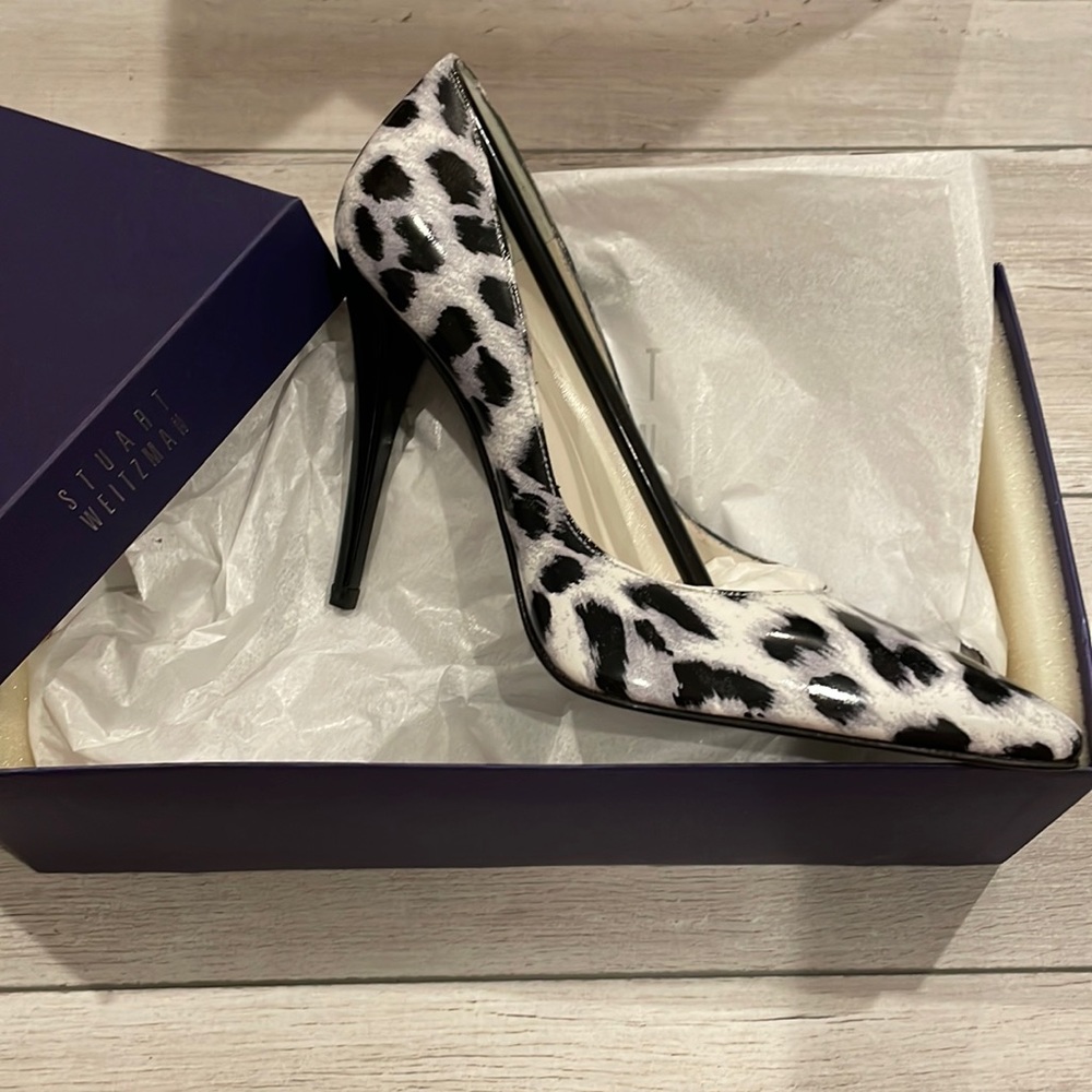 Stuart Weitzman Black and White Leopard Print Heels